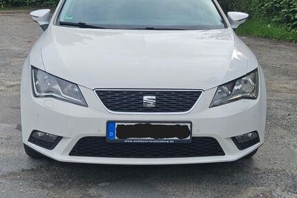 Seat Leon 128.000 km 9.450 &euro; Ibbenbüren 49477
