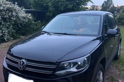 VW Tiguan 157.000 km 7.700 &euro; Bramsche 49565