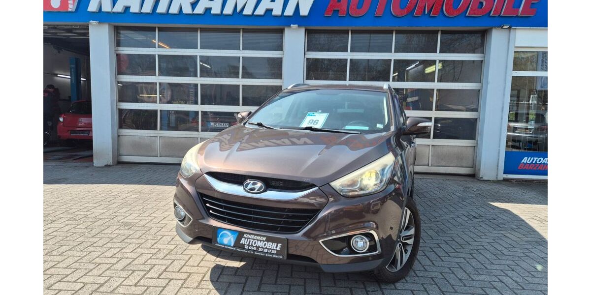 Hyundai ix35 140.873 km 11.899 &euro; Osnabrück 49090
