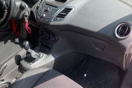 Ford Fiesta 146.500 km 3.999 &euro; Osnabrück 49086