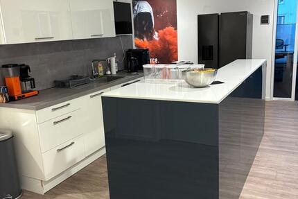 Im Hafenviertel- Erdgeschoss- Moderne Büroräume zimmer