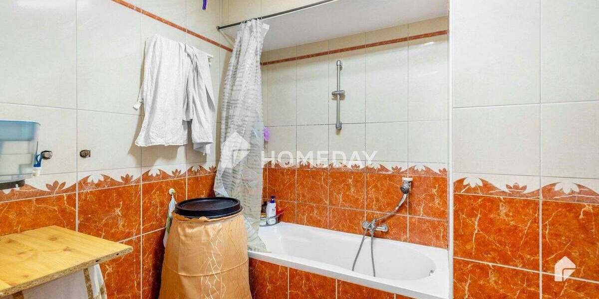 Etagenwohnung Osnabrück Schinkel-Ost - 4 Zimmer, 140 m&sup2;, 220.000&euro; | Angebot:25732635