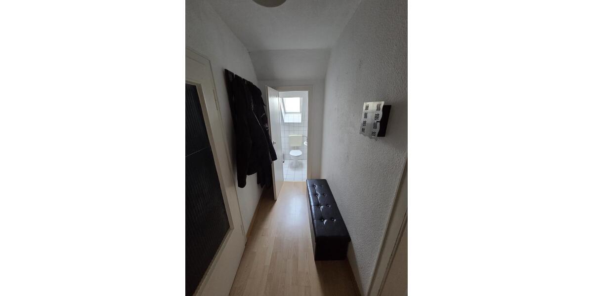 Dachgeschoßwohnung Osnabrück Nahne - 4 Zimmer, 98 m&sup2;, 730&euro; | Angebot:25805410