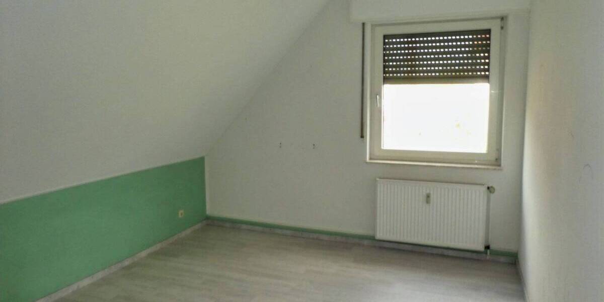 Mehrfamilienhaus, Wohnhaus Rödinghausen Bruchmühlen - 7 Zimmer, 180 m&sup2;, 285.000&euro; | Angebot:25677089