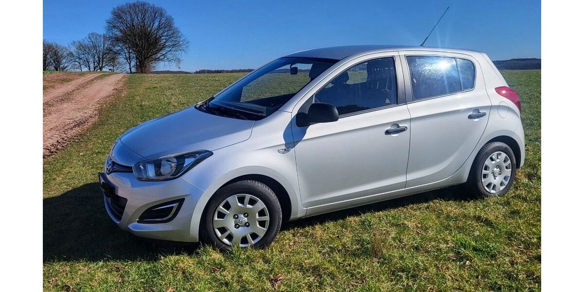 Hyundai i20 73.000 km 5.490 &euro; Belm 49191