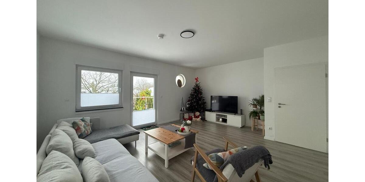 Etagenwohnung Osnabrück Hellern - 4 Zimmer, 105 m&sup2;, 1.250&euro; | Angebot:24801336