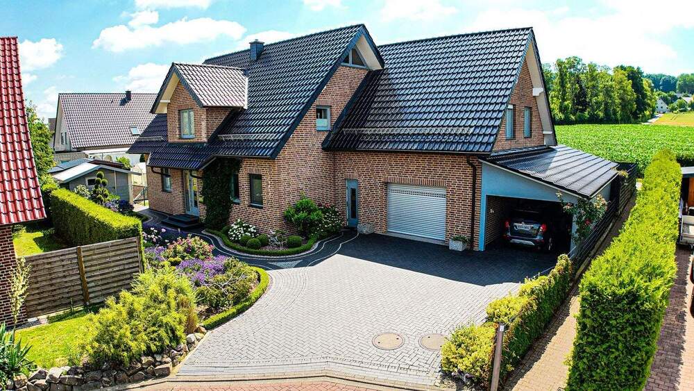 Einfamilienhaus Bad Essen Lintorf - 4 Zimmer, 212 m&sup2;, 619.000&euro; | Angebot:25688757