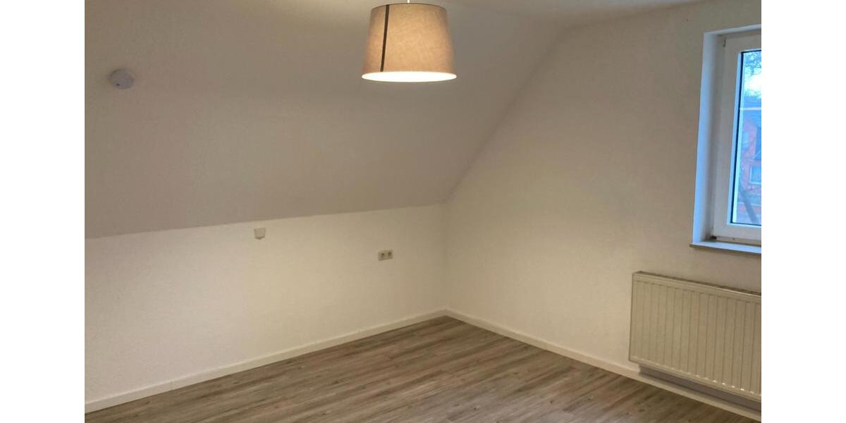 Dachgeschoßwohnung Ibbenbüren Bockraden - 2 Zimmer, 61 m&sup2;, 558&euro; | Angebot:25382881