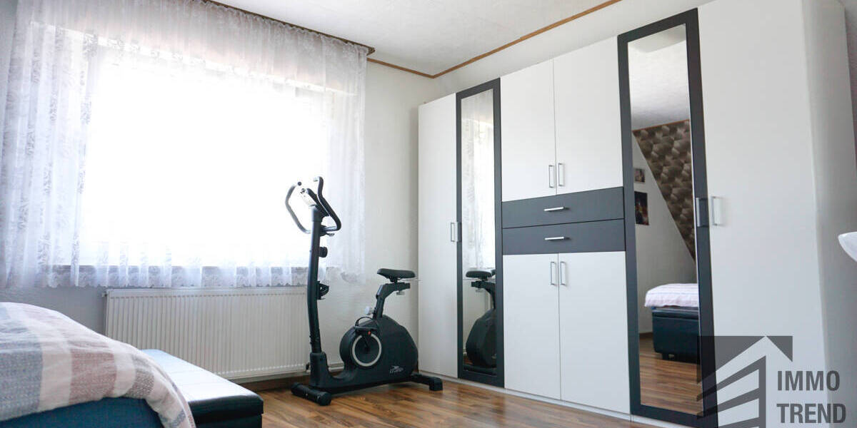 Mehrfamilienhaus, Wohnhaus Osnabrück / Hellern Hellern - 6 Zimmer, 182 m&sup2;, 497.000&euro; | Angebot:25738526