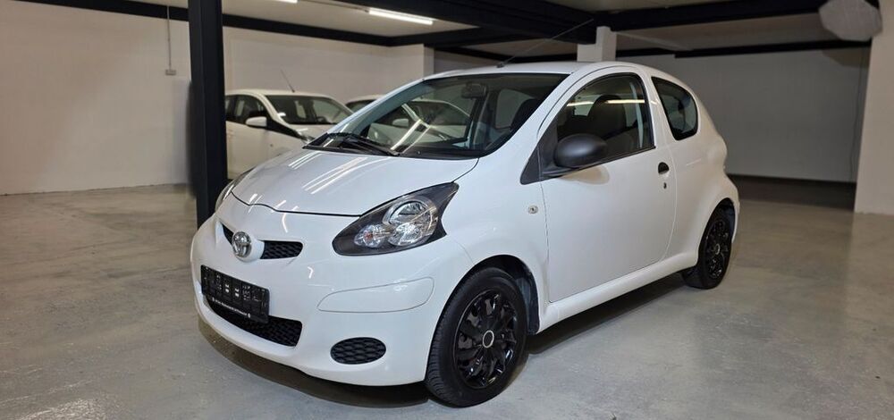 Aygo (X)