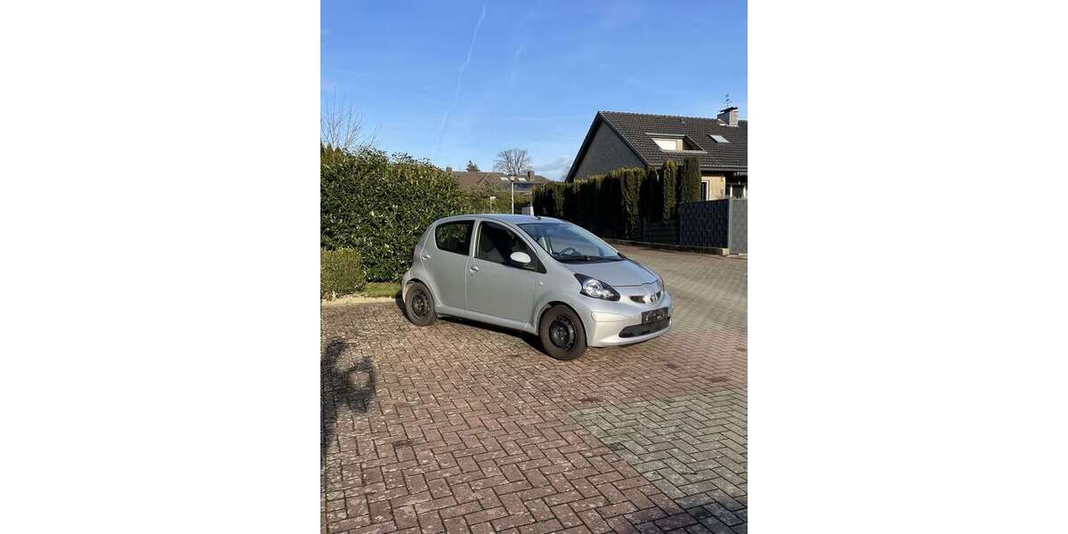 Toyota Aygo 202.821 km 1.600 &euro; Belm 49191