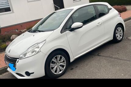 Peugeot 208 104.000 km 4.000 &euro; Westerkappeln 49492