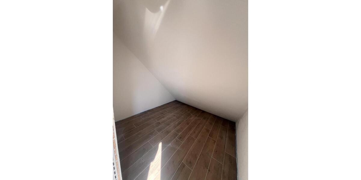 Dachgeschoßwohnung Lienen - 5 Zimmer, 64 m&sup2;, 800&euro; | Angebot:26606871