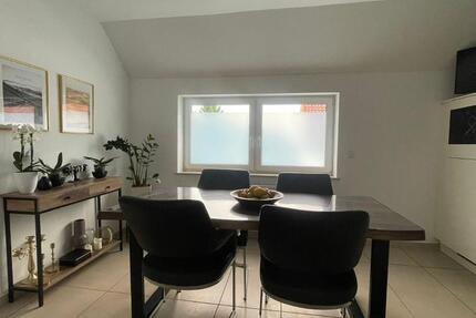 Schöne 3 ZKB Wohnung - auf 2 Ebenen – ab 01.12.2025 verfügbar zimmer