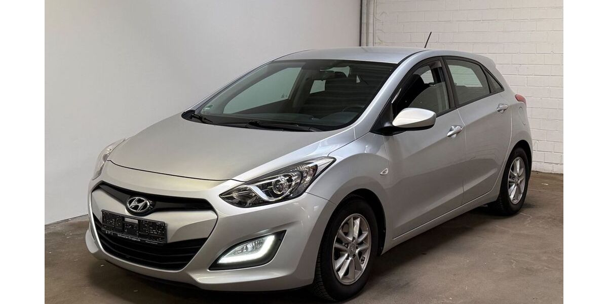 Hyundai i30 107.595 km 9.500 &euro; Ibbenbüren 49477