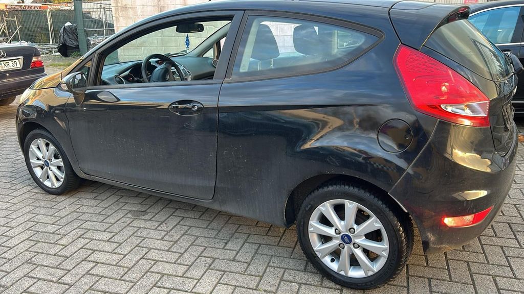Ford Fiesta 190.000 km 2.750 &euro; Wallenhorst 49134