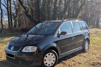 VW Touran 268.350 km 1.999 &euro; Versmold 33775