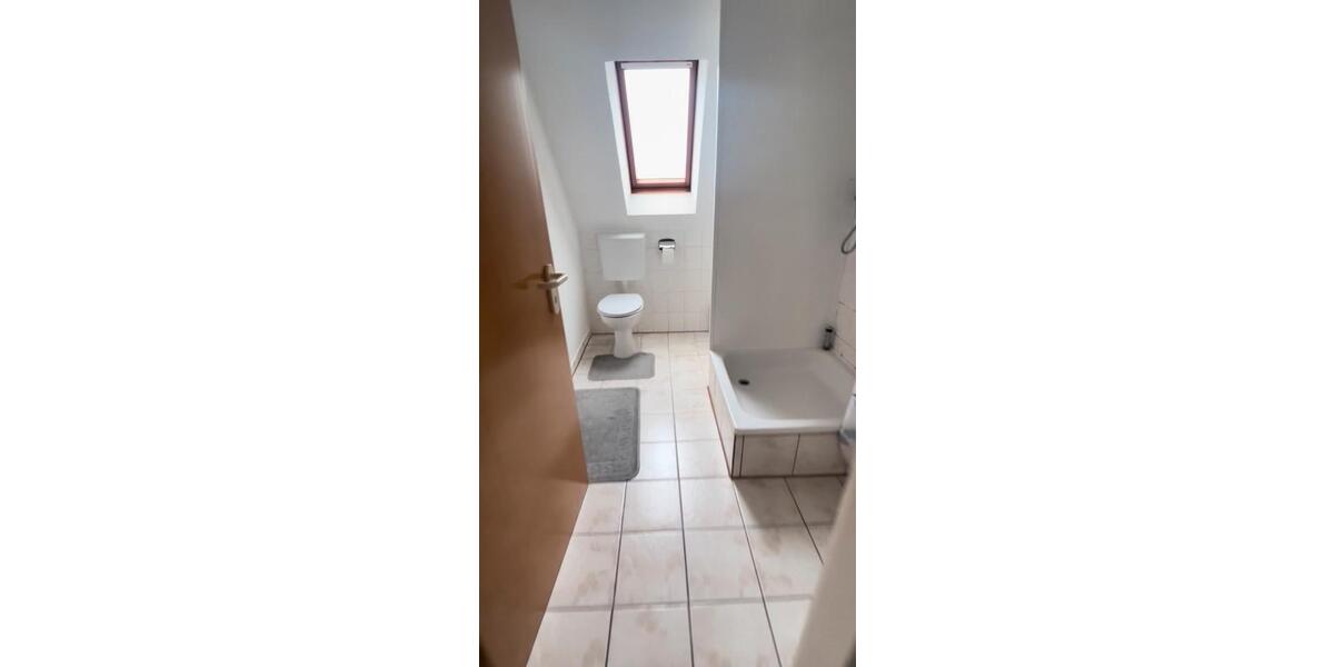 Dachgeschoßwohnung Osnabrück Hellern - 1 Zimmer, 28 m&sup2;, 500&euro; | Angebot:26676487