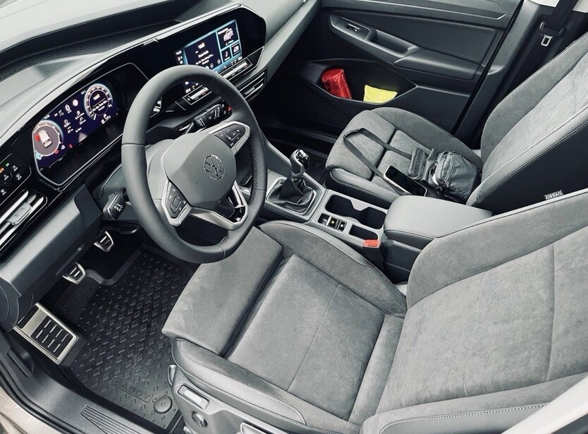 VW Caddy 9.950 km 15.336 € Halle 33790