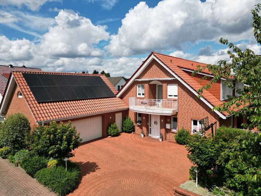 Haus zum Kaufen in Ibbenbüren 699.900 € 250 m²