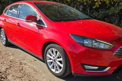 Ford Focus 85.000 km 9.390 € Borgholzhausen 33829