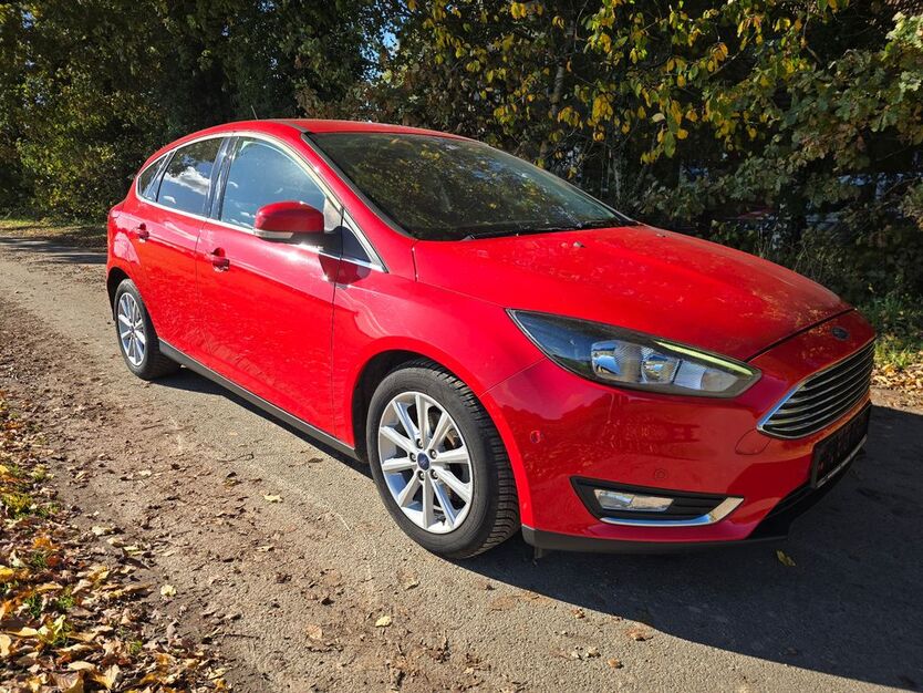 Ford Focus 85.000 km 9.390 € Borgholzhausen 33829