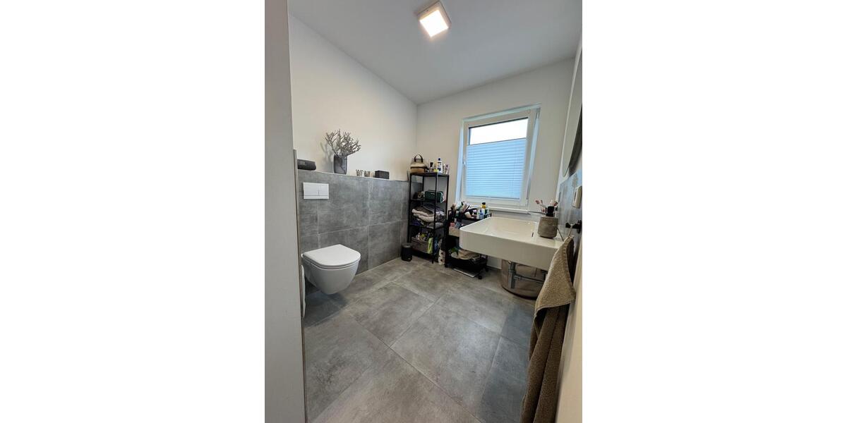 Dachgeschoßwohnung Osnabrück Gretesch - 2.5 Zimmer, 92 m&sup2;, 1.240&euro; | Angebot:26232251