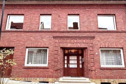 Charmante Altbau-Doppelhaushälfte mit 4 Zimmern und Balkon in Ankum 4 zimmer