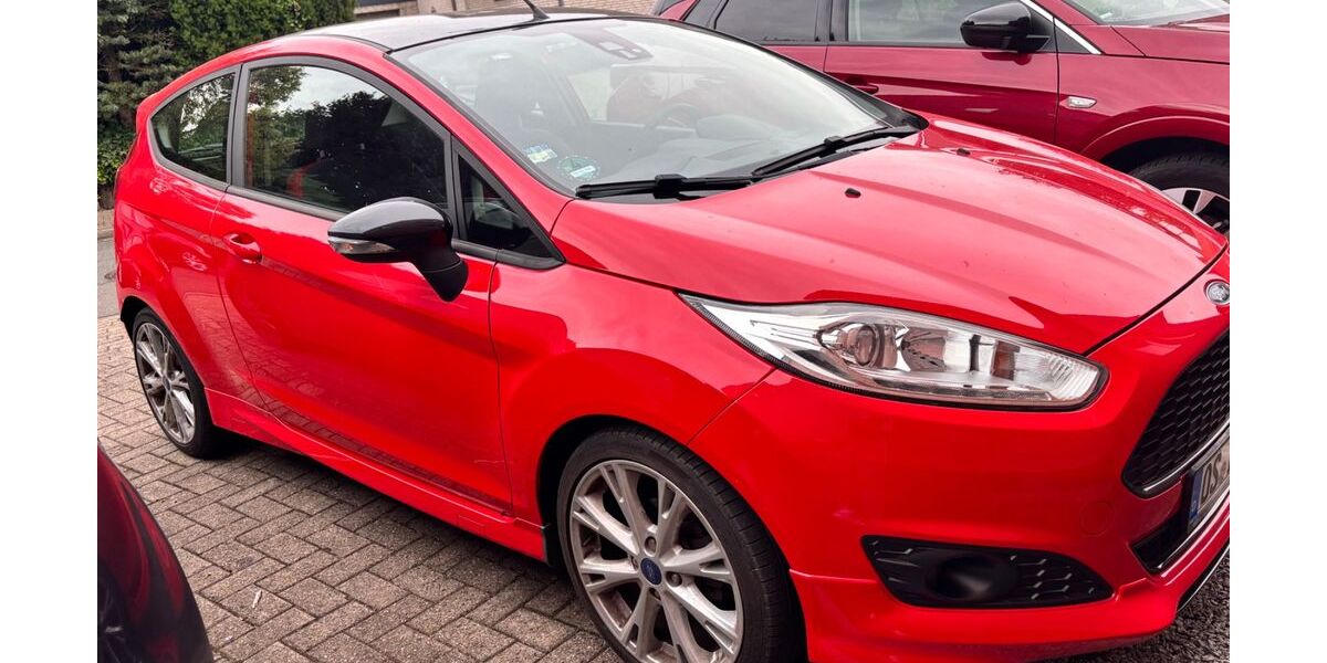 Ford Fiesta 66.120 km 8.490 &euro; Ostercappeln 49179