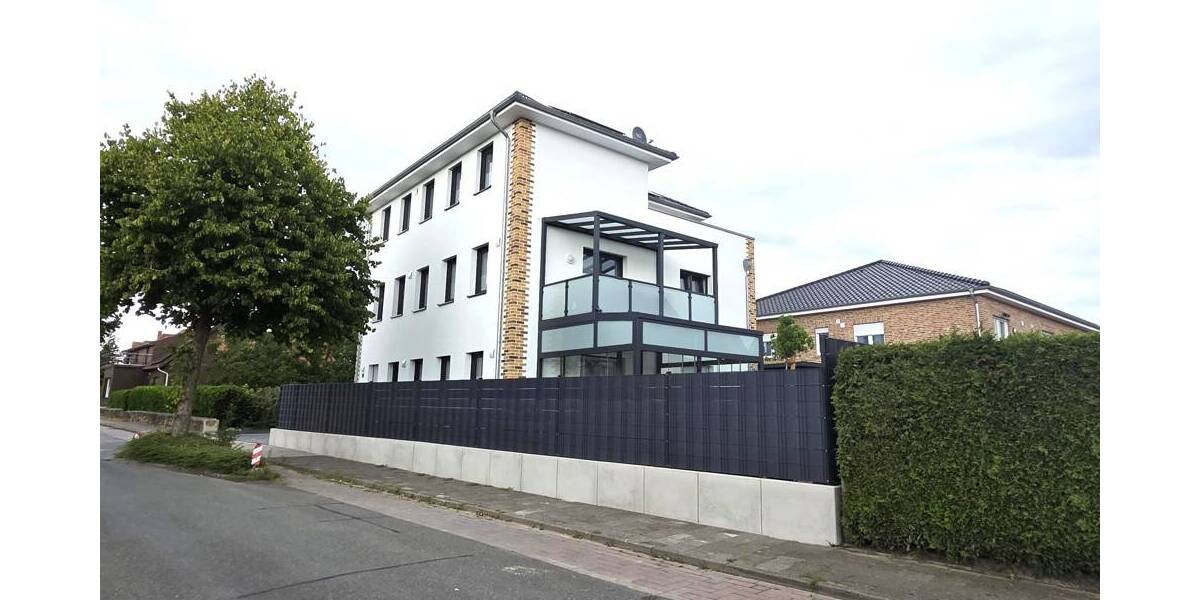 Drei-Zimmer-Dachgeschosseigentumswohnung mit Balkon 2 zimmer