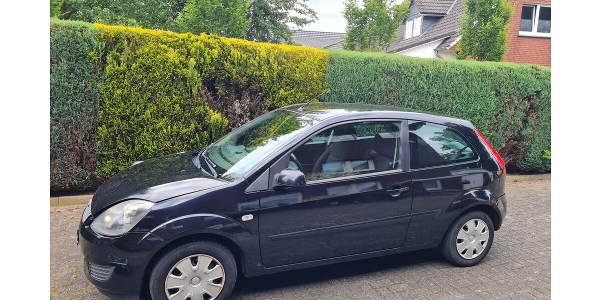 Ford Fiesta 198.000 km 1.100 &euro; Hasbergen 49205