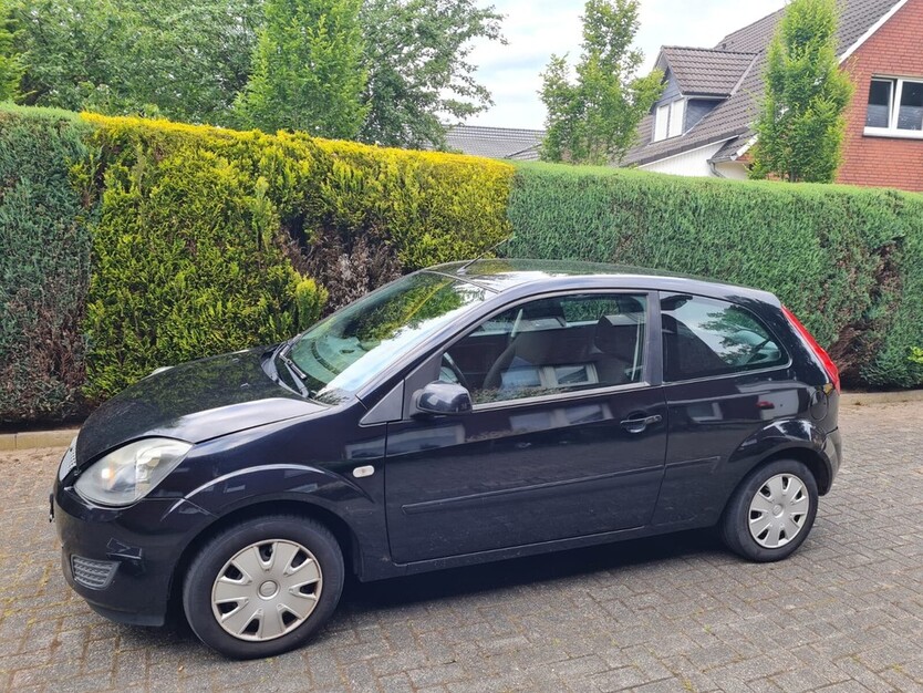 Ford Fiesta 198.000 km 1.100 € Hasbergen 49205