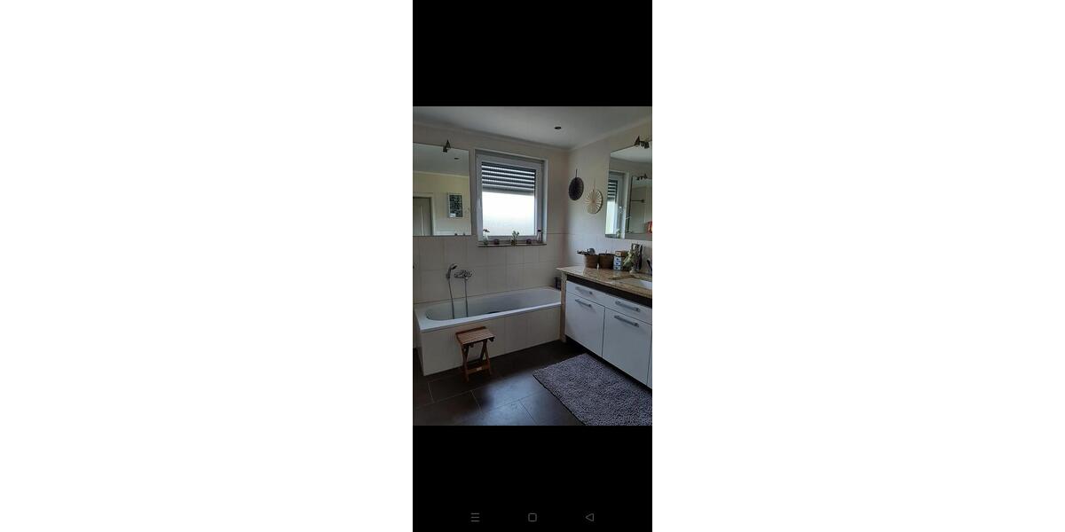 Etagenwohnung Borgholzhausen - 3 Zimmer, 88 m&sup2;, 820&euro; | Angebot:26403783