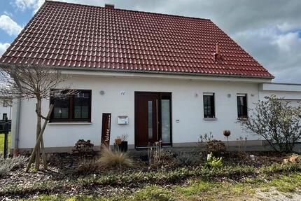 Haus Bad Essen - 5 Zimmer, 123 m&sup2;, 1.400&euro; | Angebot:25935022