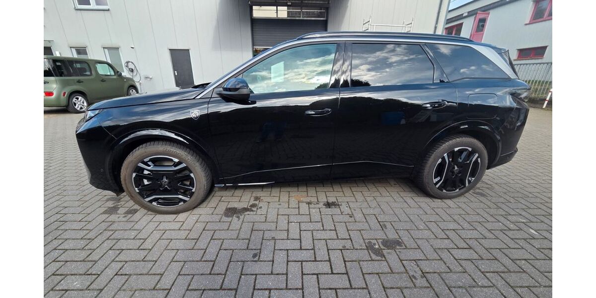 Peugeot 5008 4.500 km 47.800 &euro; Wallenhorst 49134