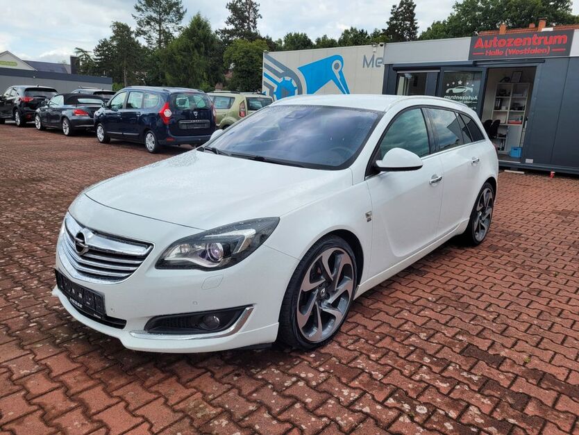 Opel Insignia 153.170 km 10.400 € Halle (Westfalen) 33790