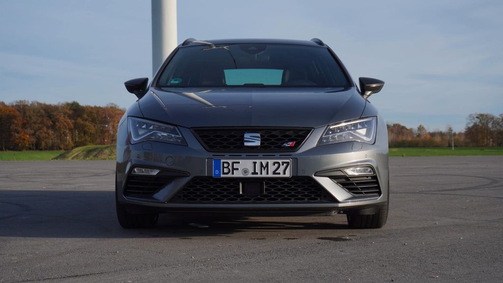 Seat Leon 96.800 km 20.200 &euro; lotte 49504