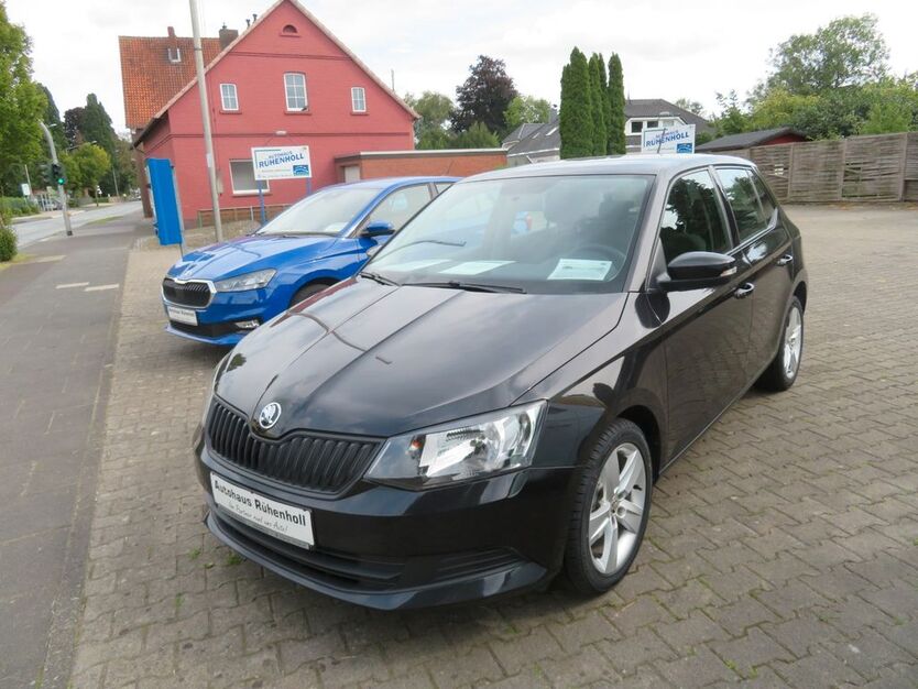 Skoda Fabia 42.000 km 10.950 € Versmold 33775