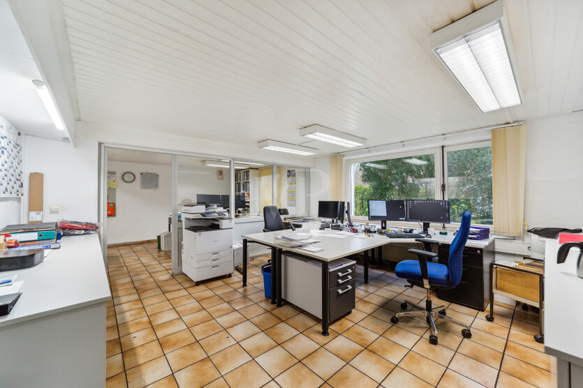 Funktionaler Gewerbekomplex in zentraler Lage - ideale Investitionsoption. zimmer