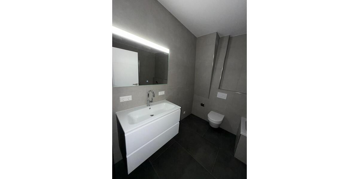 Einfamilienhaus Lotte - 2 Zimmer, 81 m&sup2;, 1.320&euro; | Angebot:24813801