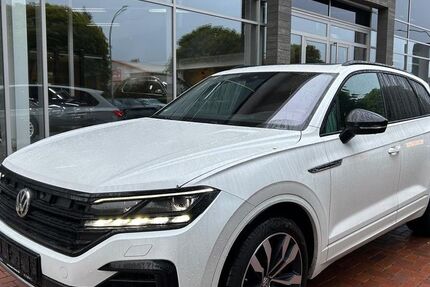 VW Touareg 106.000 km 41.990 € Ibbenbüren 49477