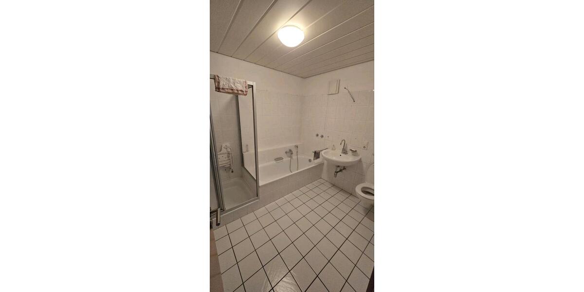 Erdgeschoßwohnung Lotte - 3 Zimmer, 81 m&sup2;, 1.000&euro; | Angebot:26432722
