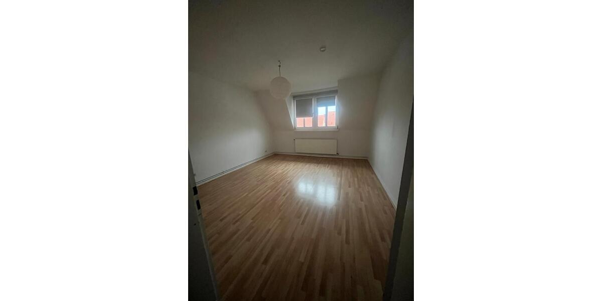 Dachgeschoßwohnung Osnabrück Wüste - 3.5 Zimmer, 100 m&sup2;, 900&euro; | Angebot:24848865