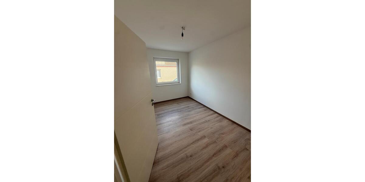 Erdgeschoßwohnung Melle - 4 Zimmer, 95 m&sup2;, 930&euro; | Angebot:25566129