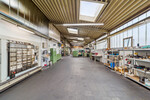 Funktionaler Gewerbekomplex in zentraler Lage - ideale Investitionsoption.