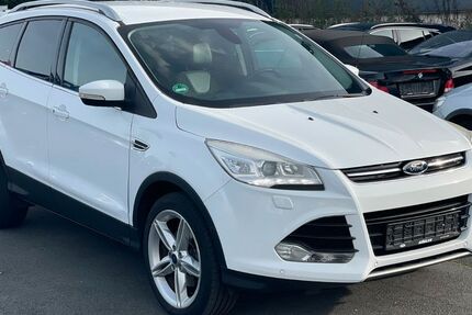 Ford Kuga 175.141 km 8.990 &euro; Melle 49324