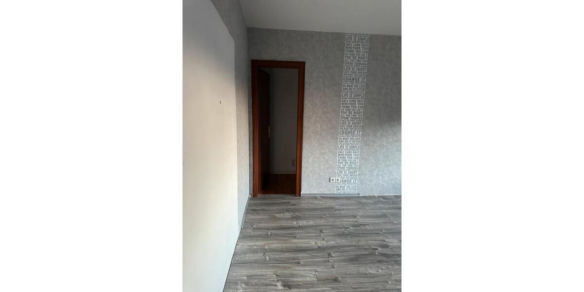 Etagenwohnung Lienen - 4 Zimmer, 130 m&sup2;, 1.100&euro; | Angebot:26639522