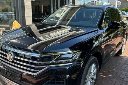 VW Touareg 111.200 km 38.880 € Ibbenbüren 49477