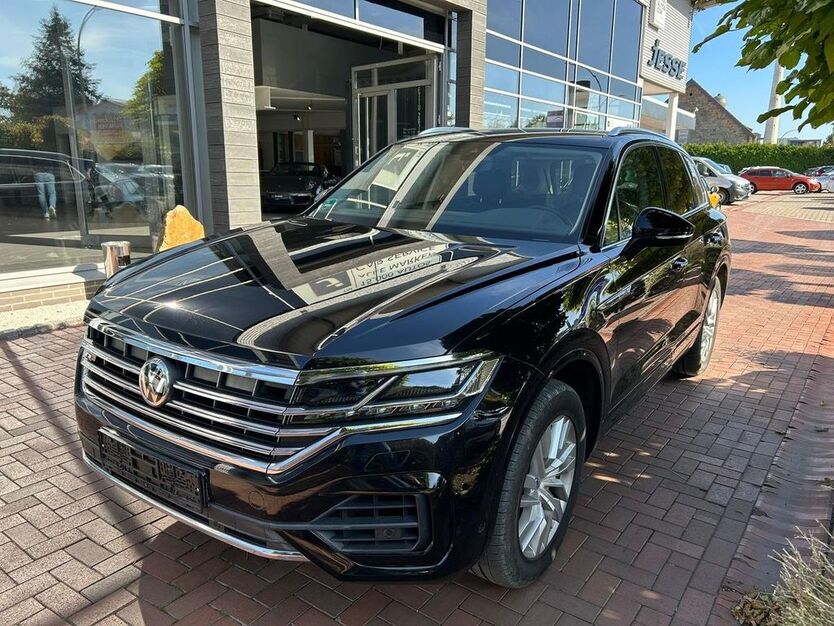 VW Touareg 111.200 km 38.880 € Ibbenbüren 49477