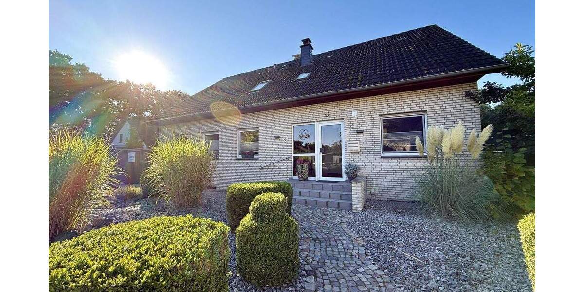 Mehrfamilienhaus, Wohnhaus Lotte Halen - 8 Zimmer, 193 m&sup2;, 549.000&euro; | Angebot:24448605
